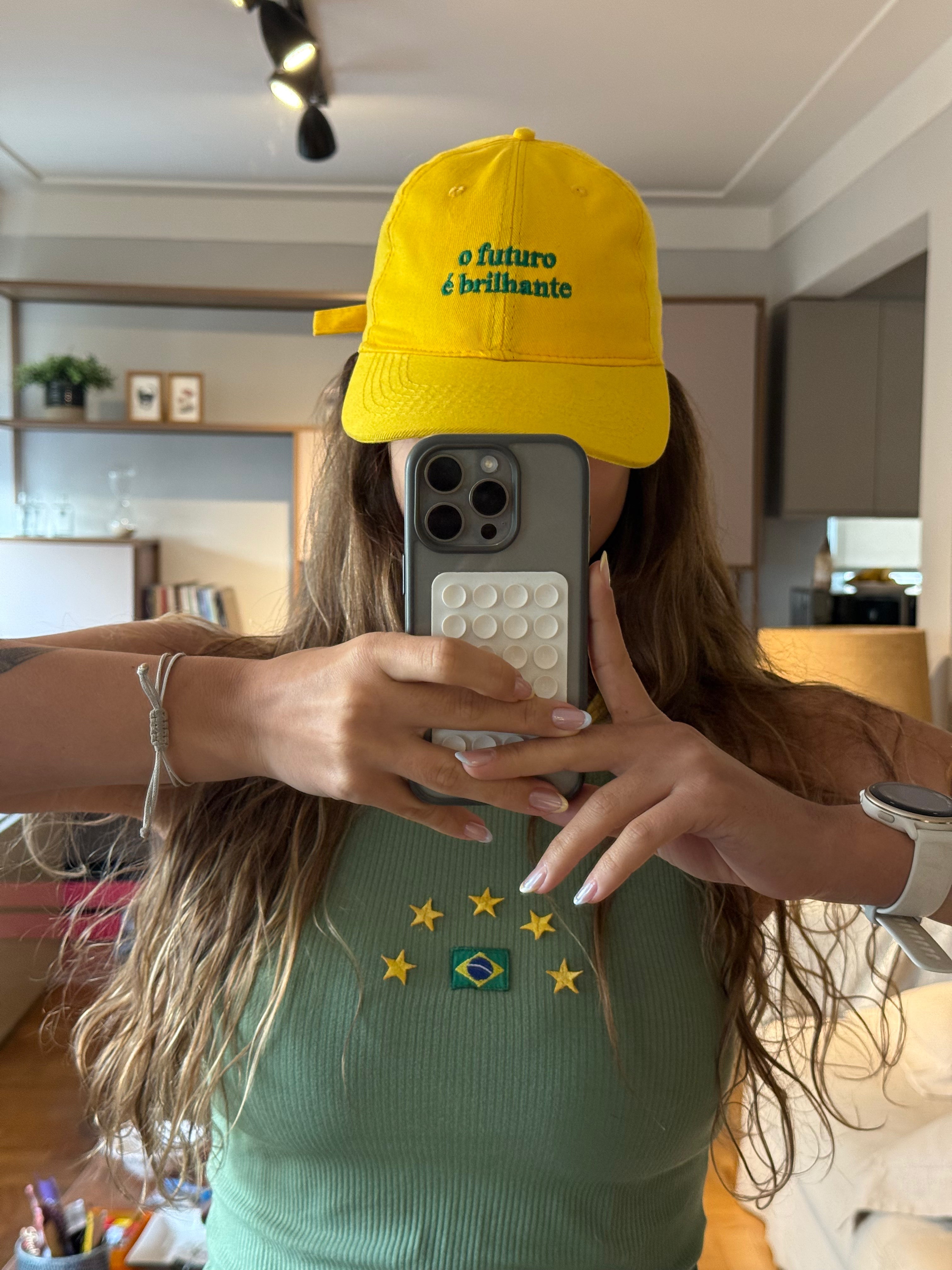 boné "o futuro é brilhante"